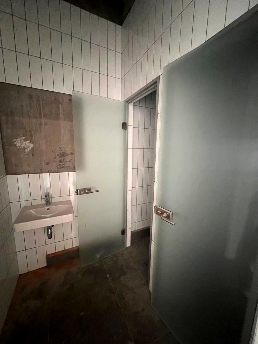 1862994921517056