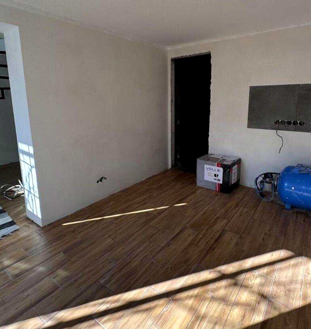 1862995543433797