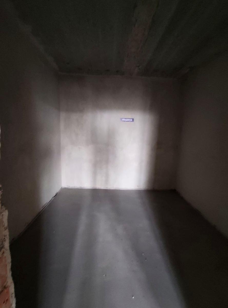 1862998423046355