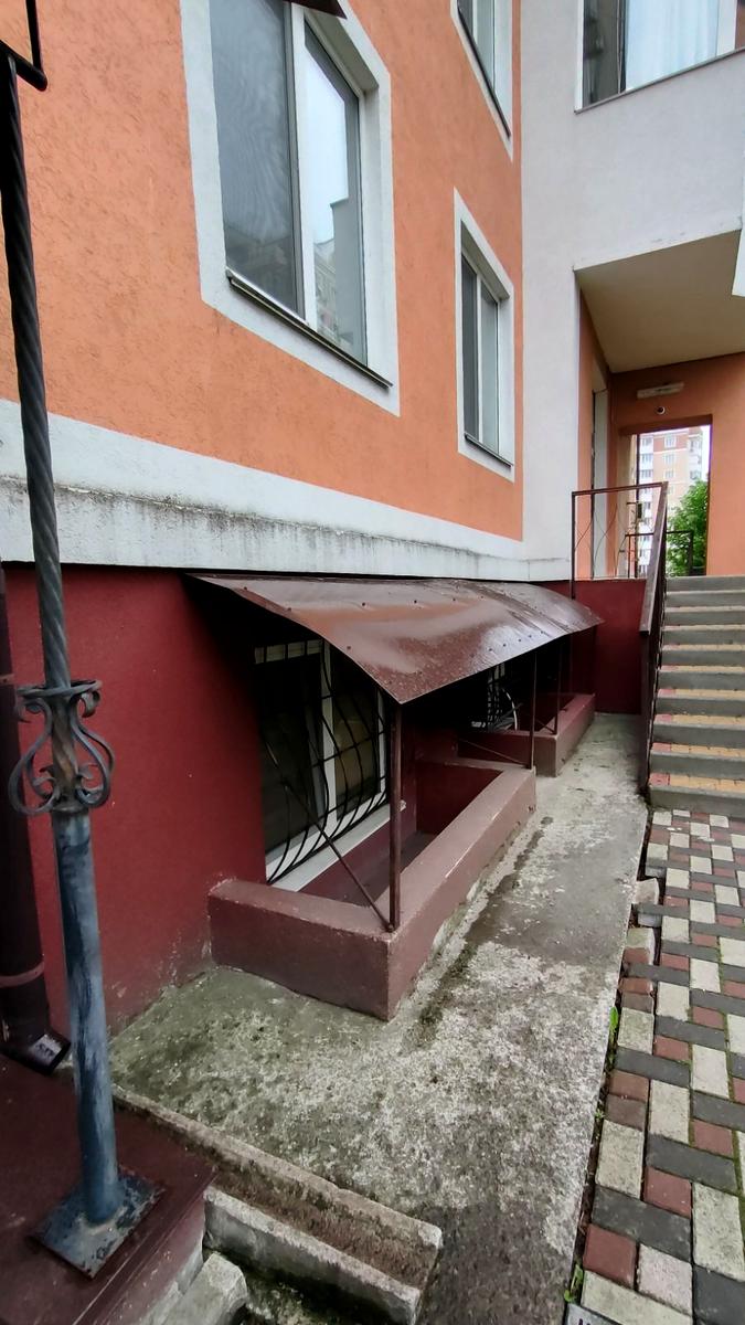 1863073572072312