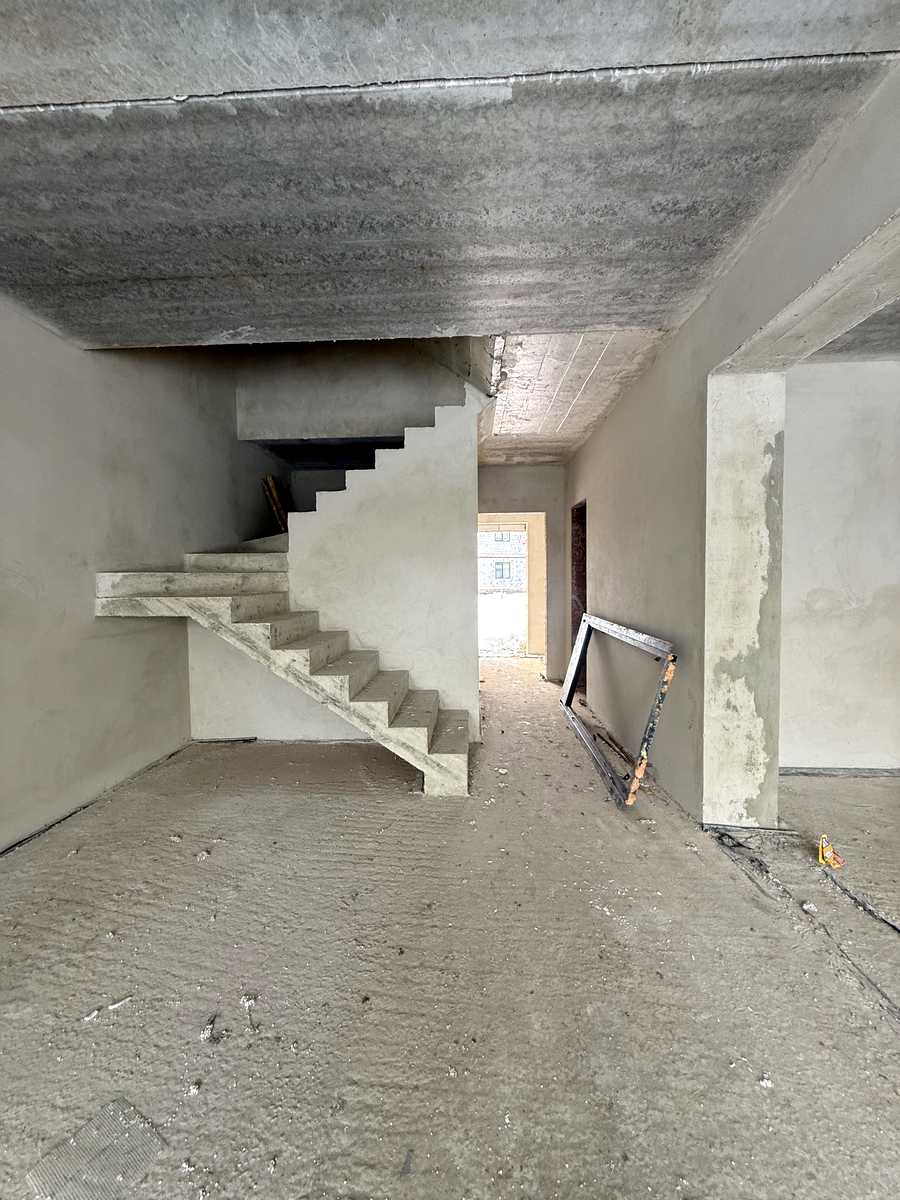 1863074363101604