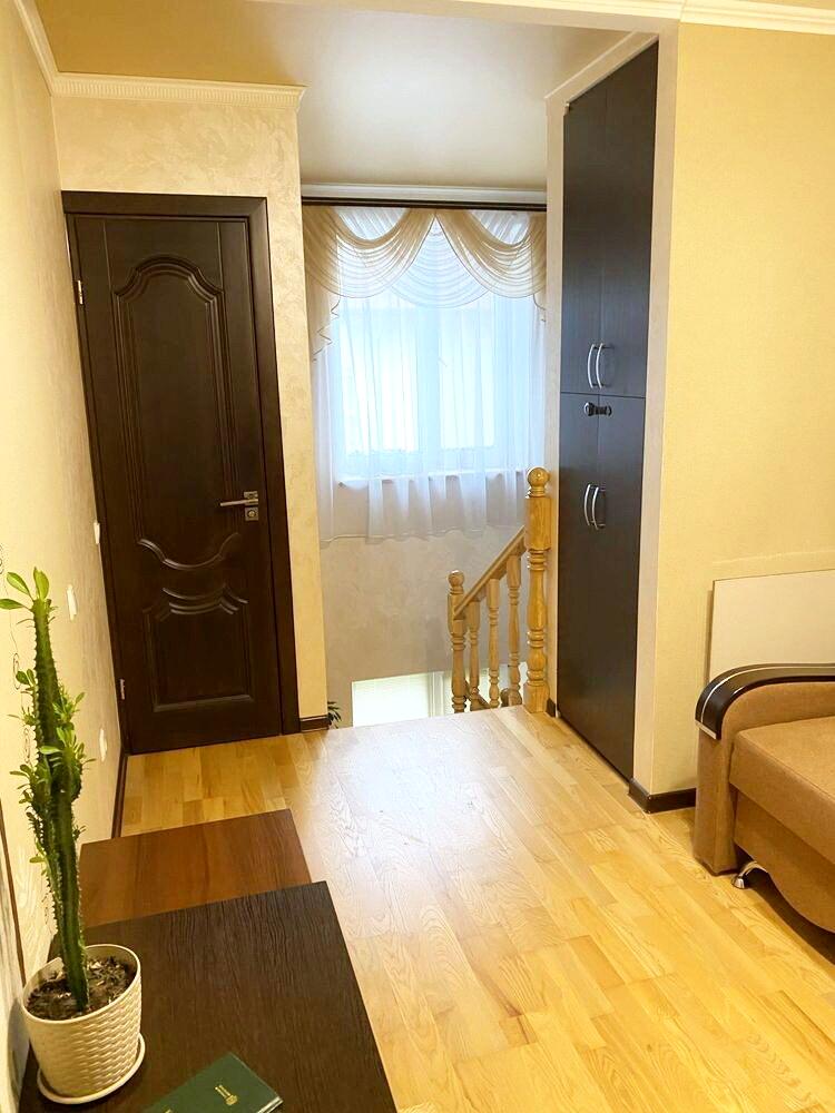 1863082291758436