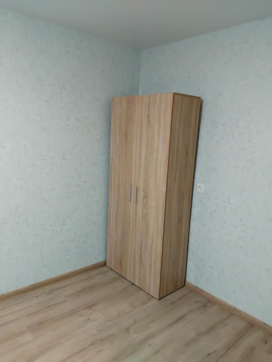 1863085120990199
