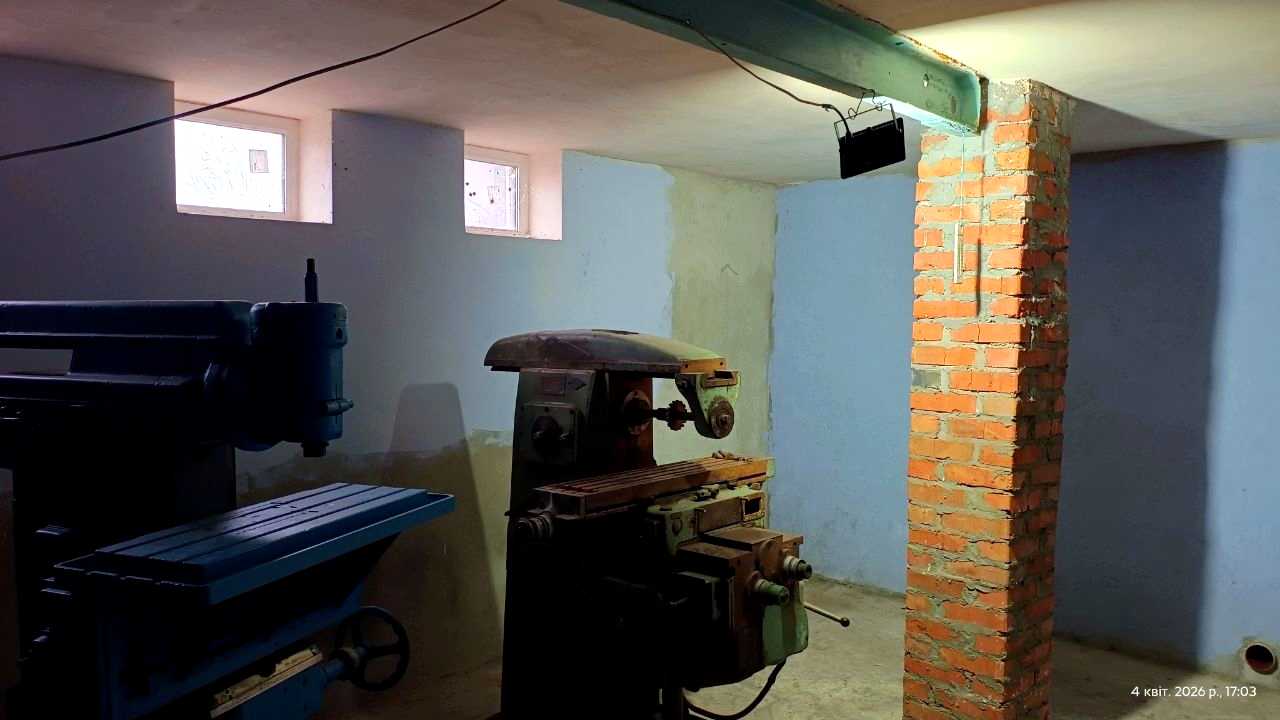 1863095464801691