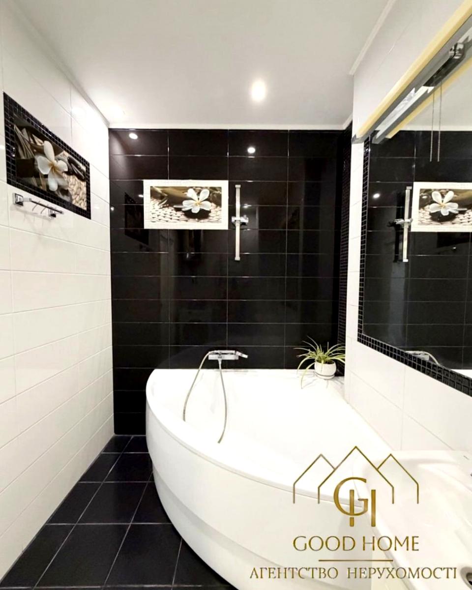 1863099740103354