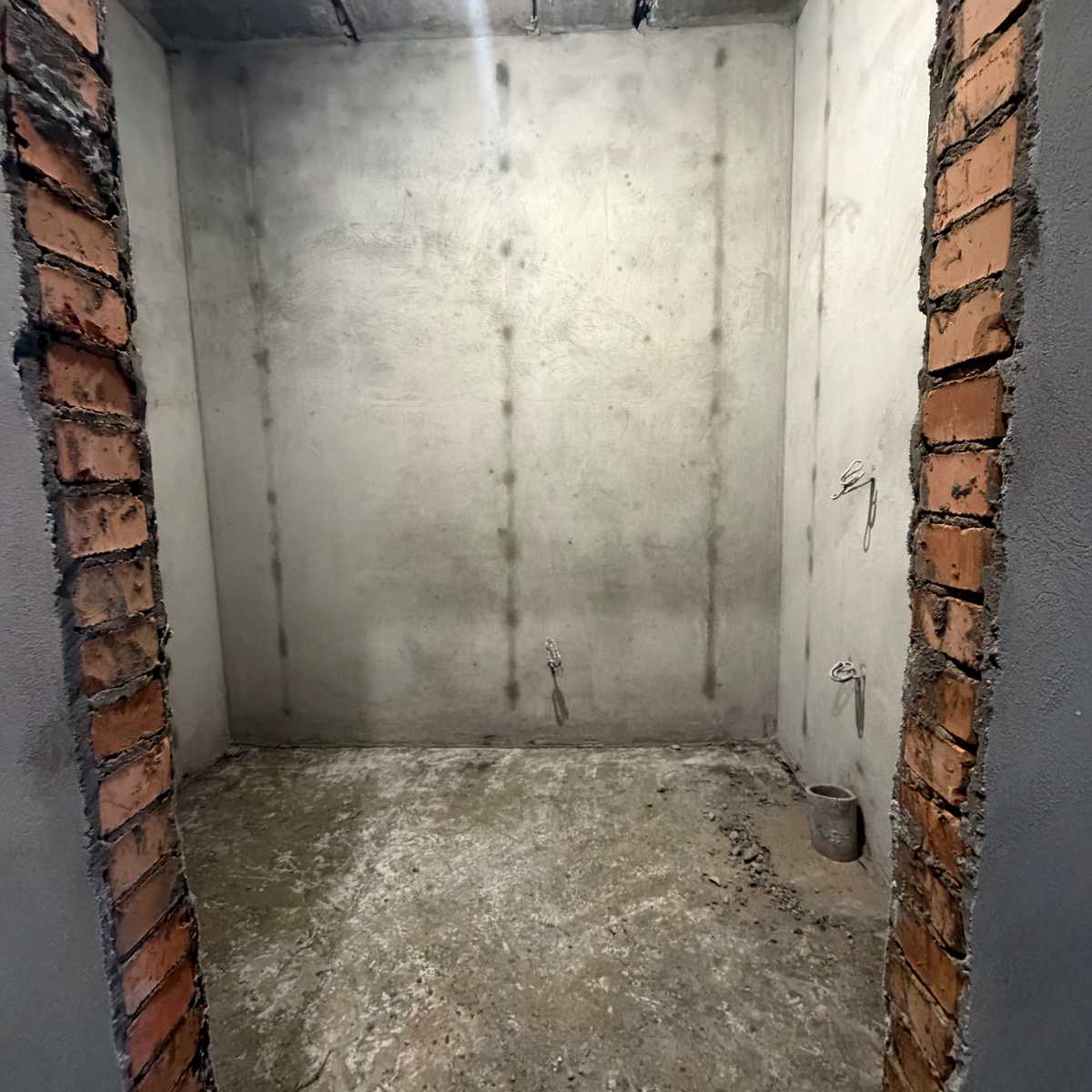 1863109271712280