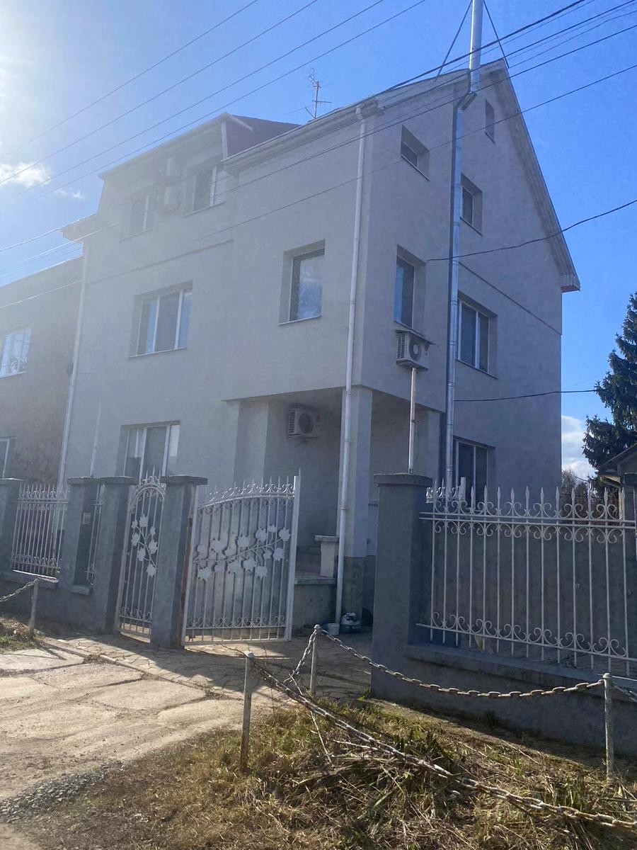 Дом по адресу ул. Капітульна (площадь 295 м²) - фото 2 Дом по адресу ул. Капітульна (площадь 295 м²) - Atlanta.ua - фото 2