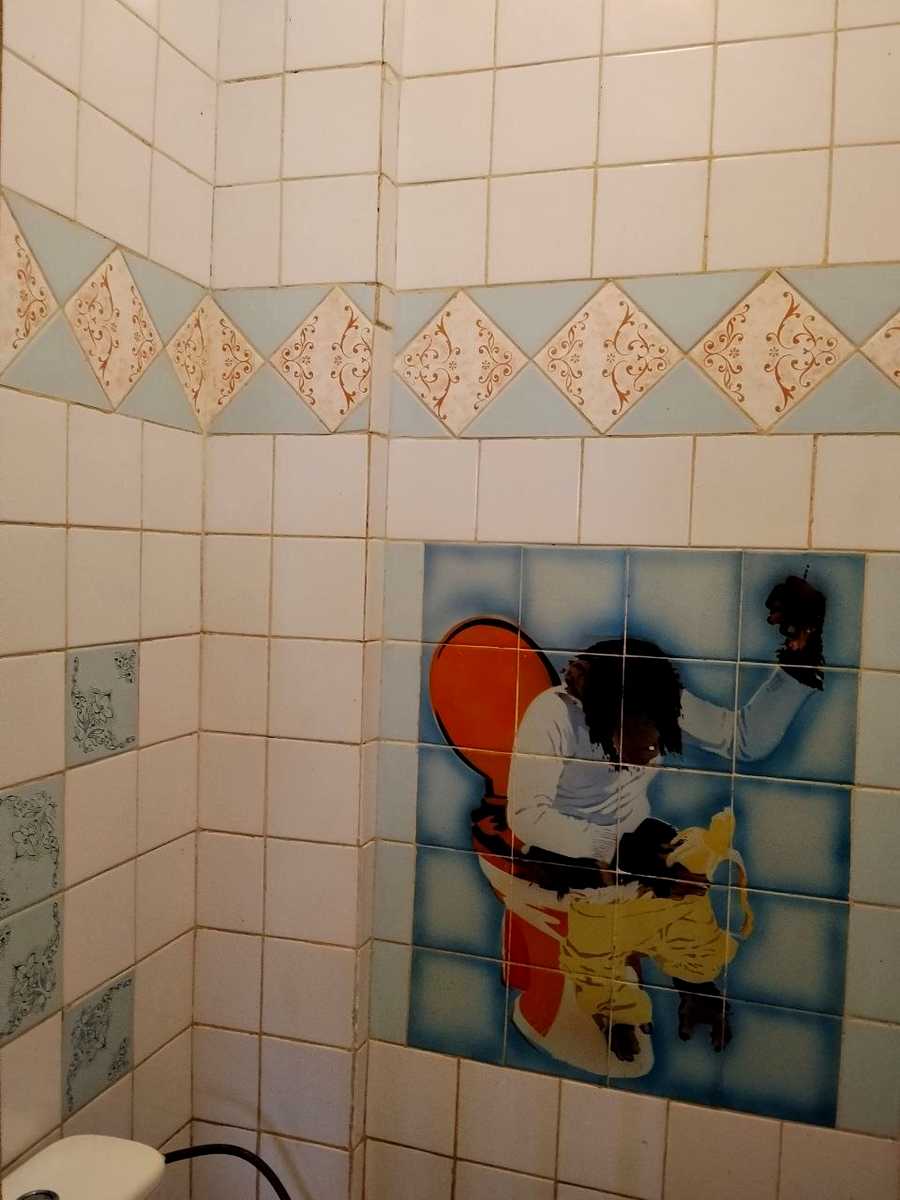 1863178568575725