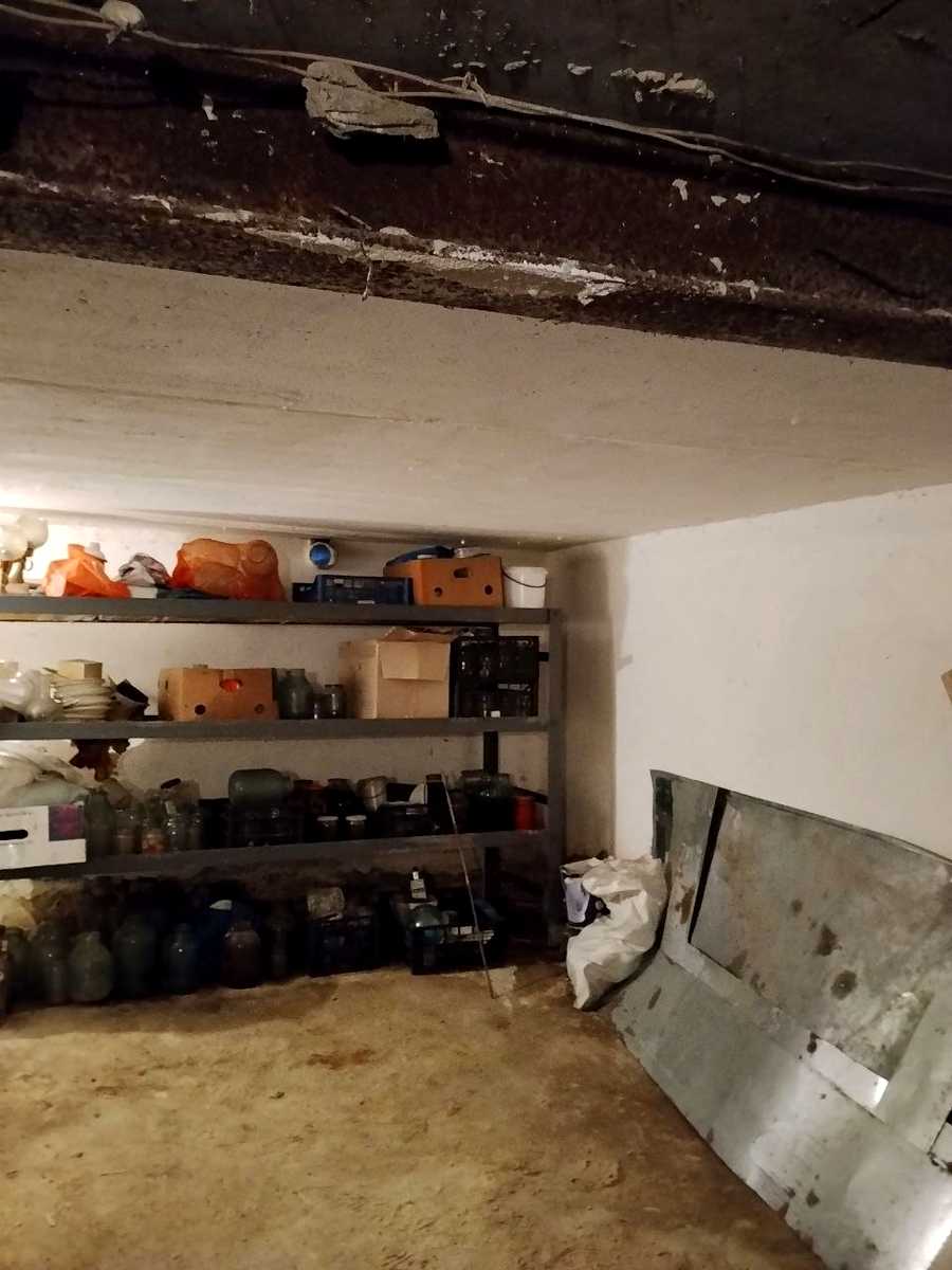 1863178569232844