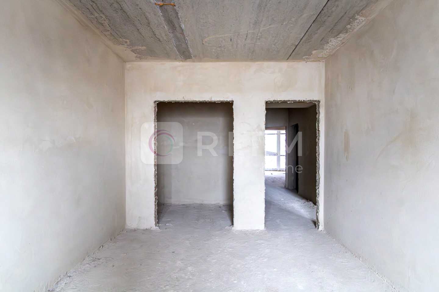 1863183152561308