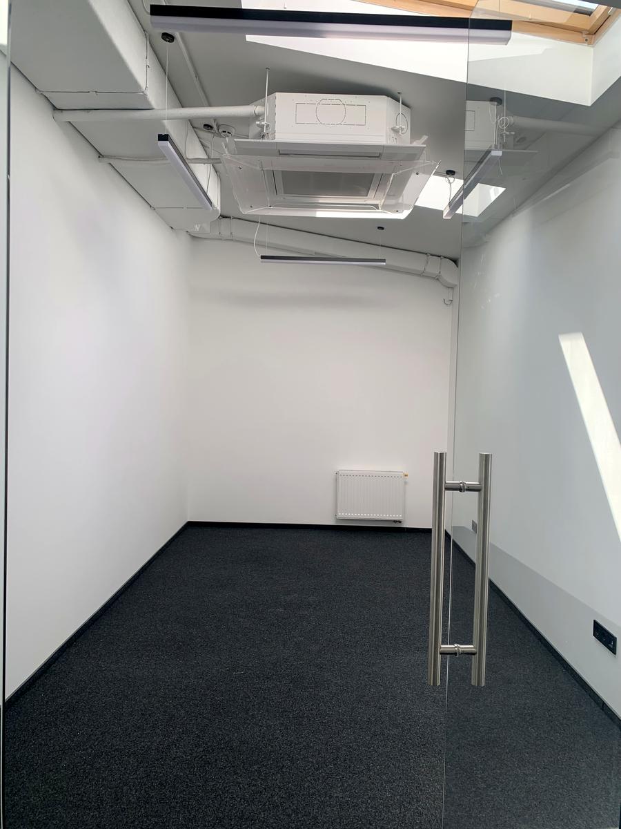 1863188512257253