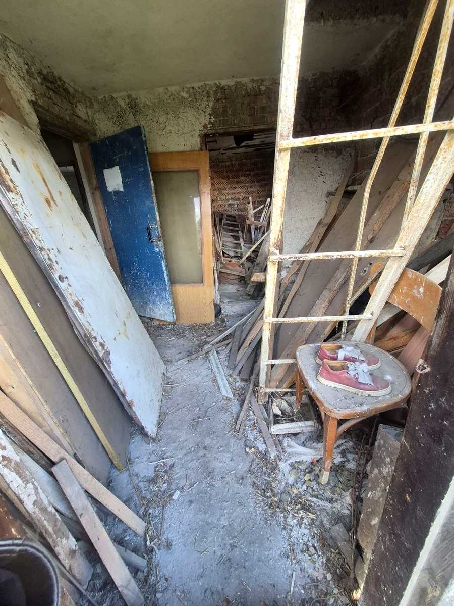 1863235879346994
