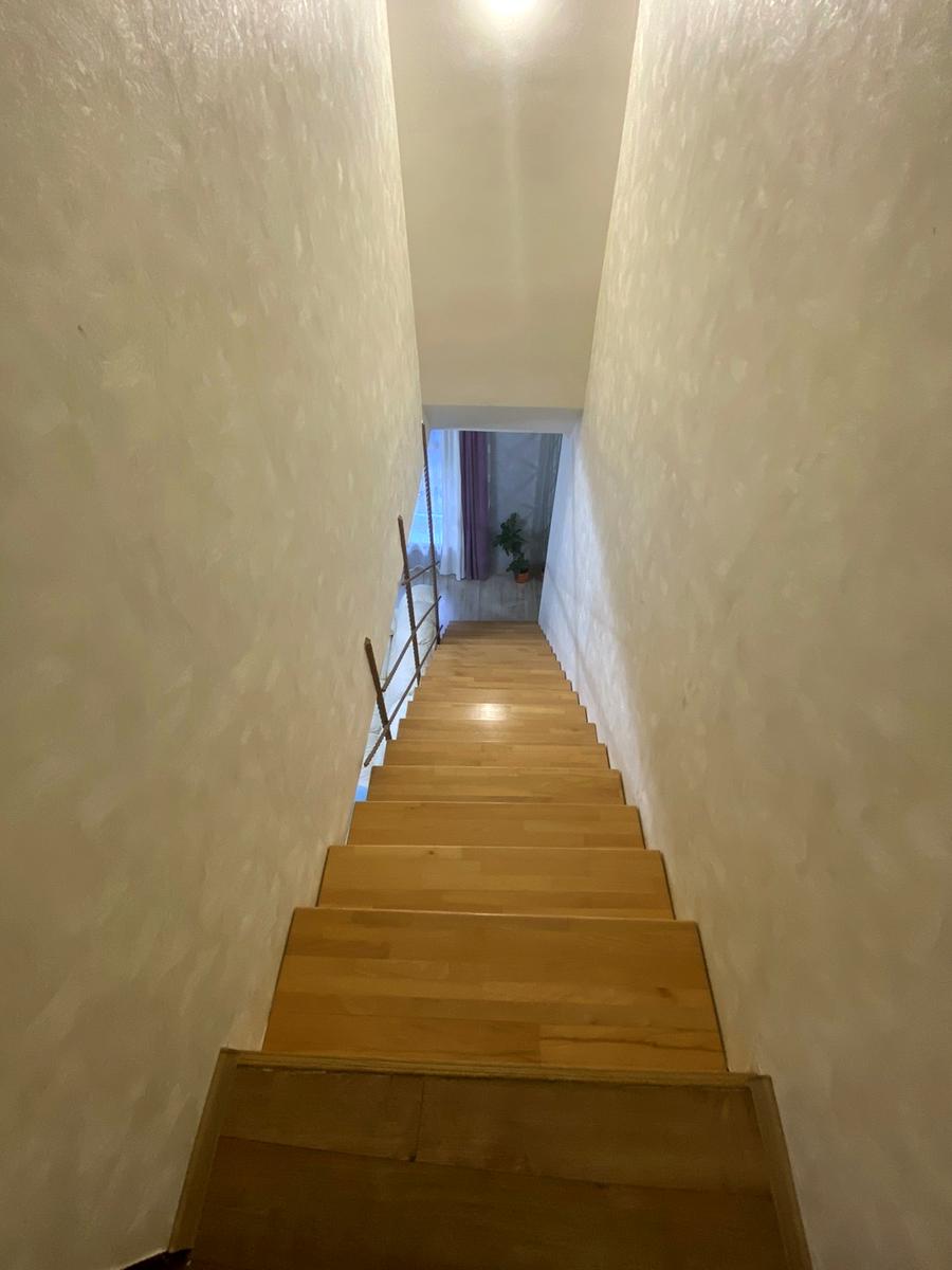 1863239235027498