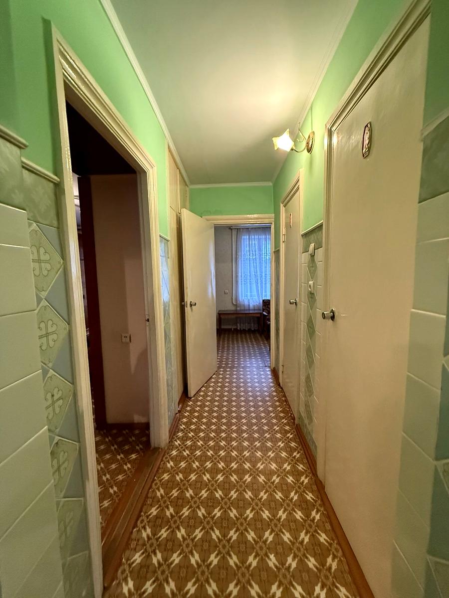 1863252046510339