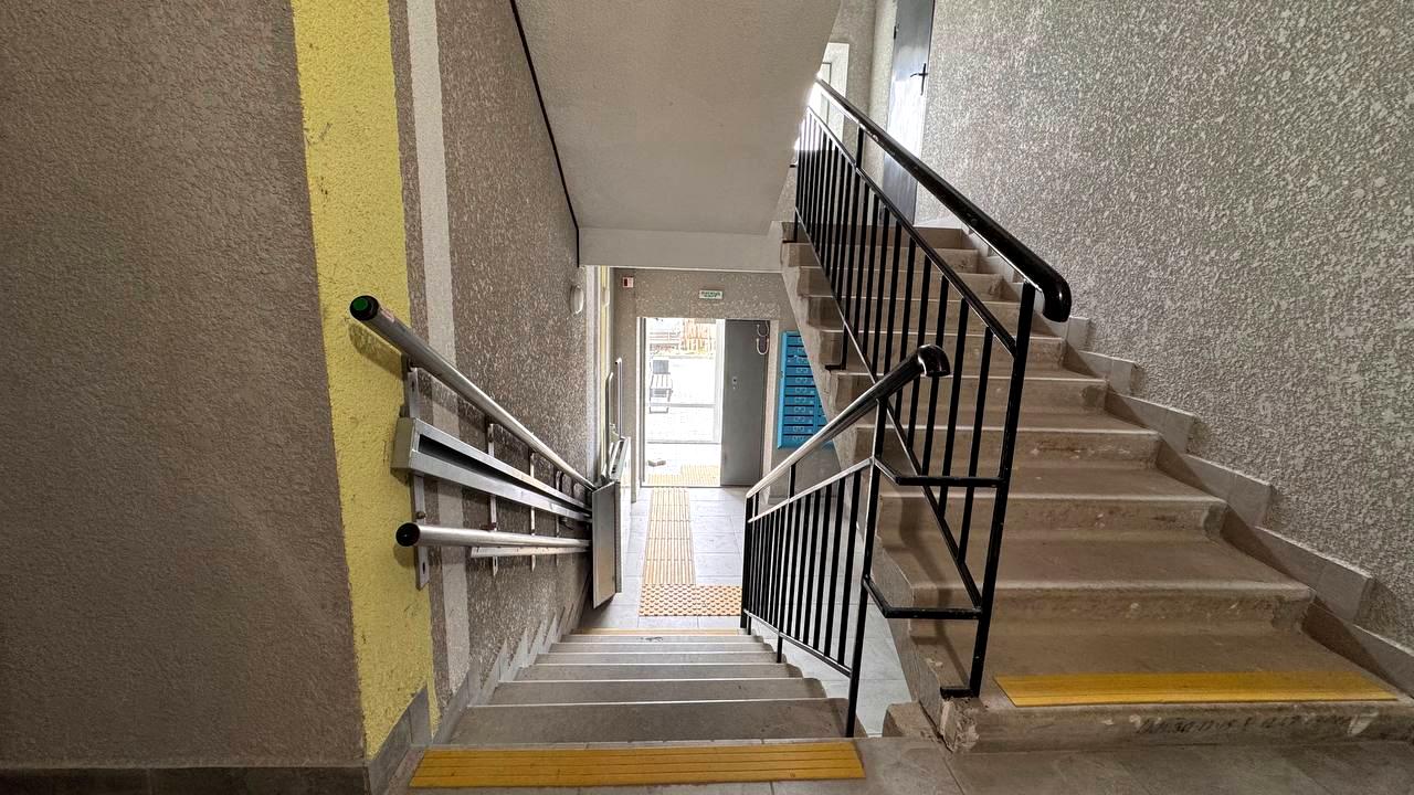 1863256567678364