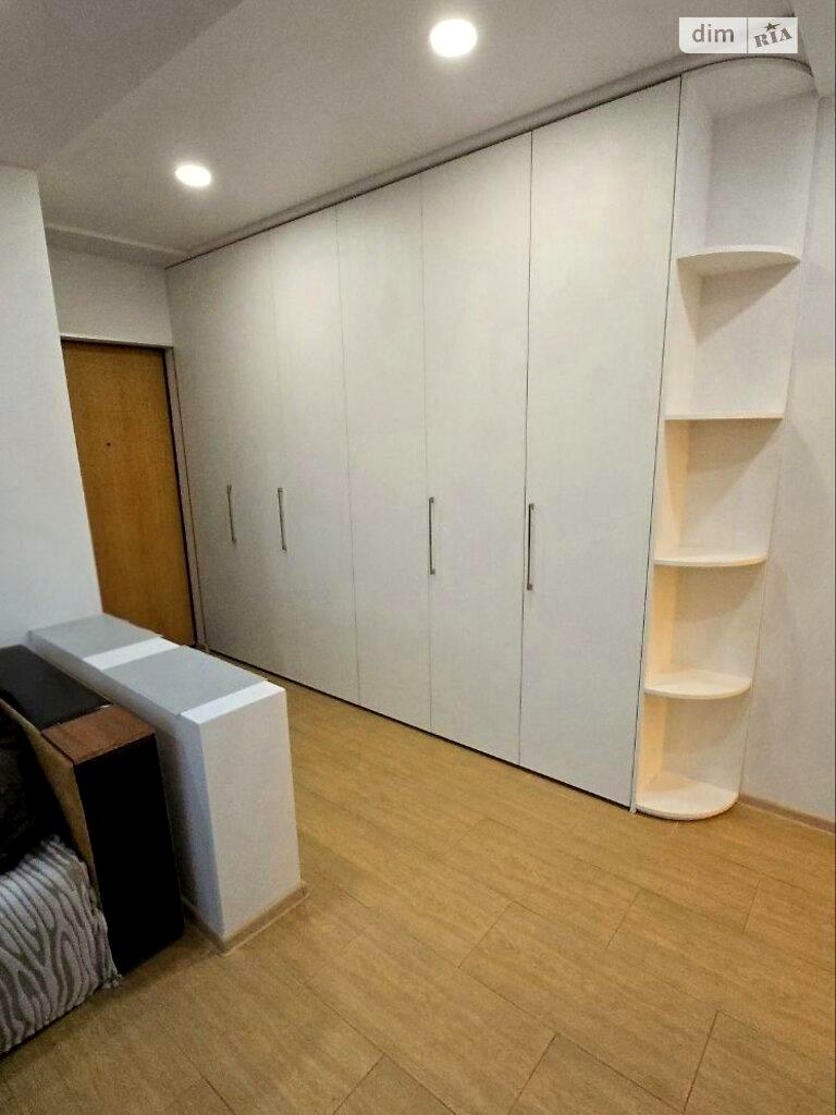 1863261216144367