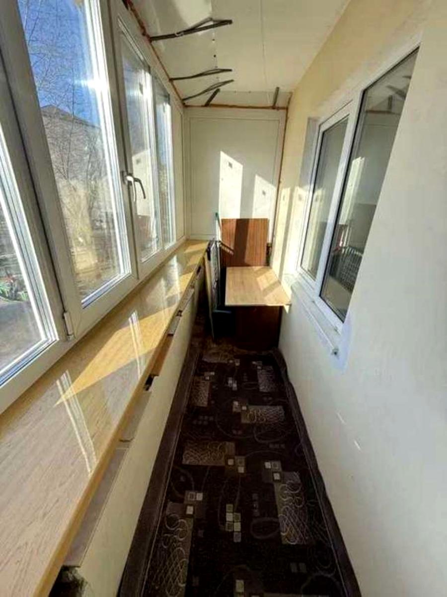 1863262371397884