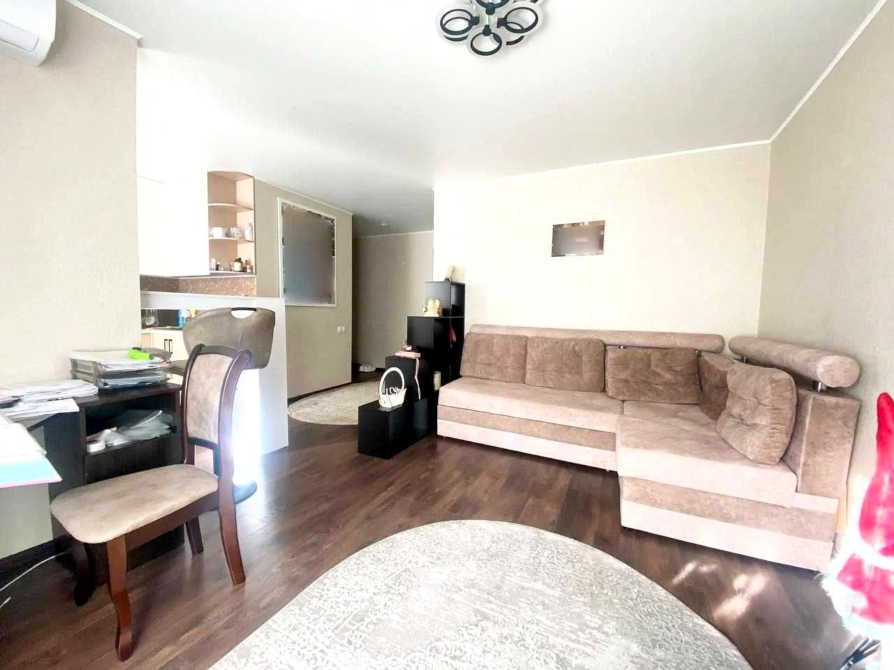 1863265056052102