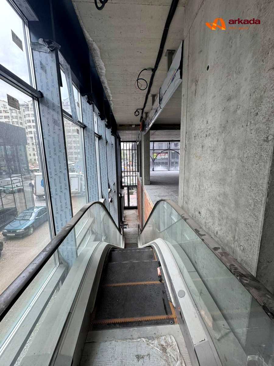 1863266522717720
