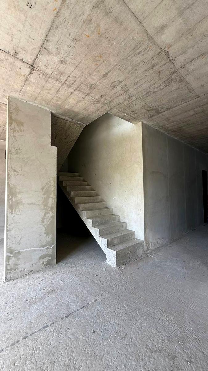 1863286042163741