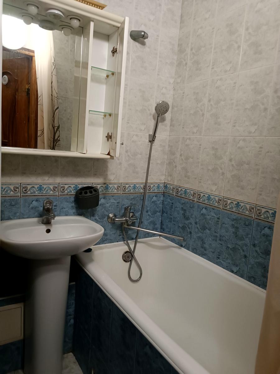 1863292102381265