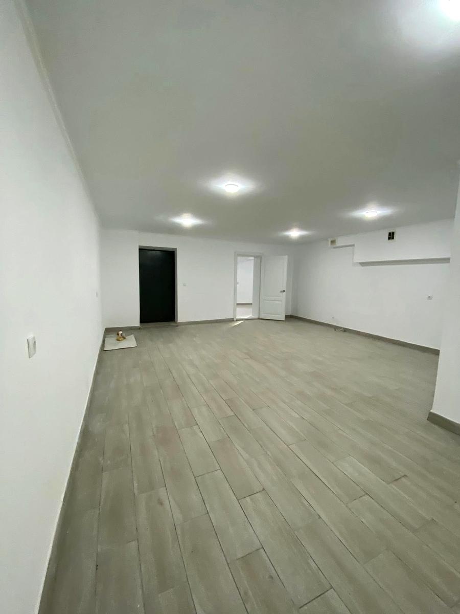 1863296452816284