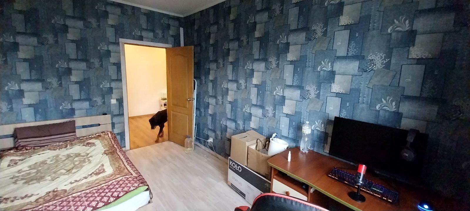 1863329536383559