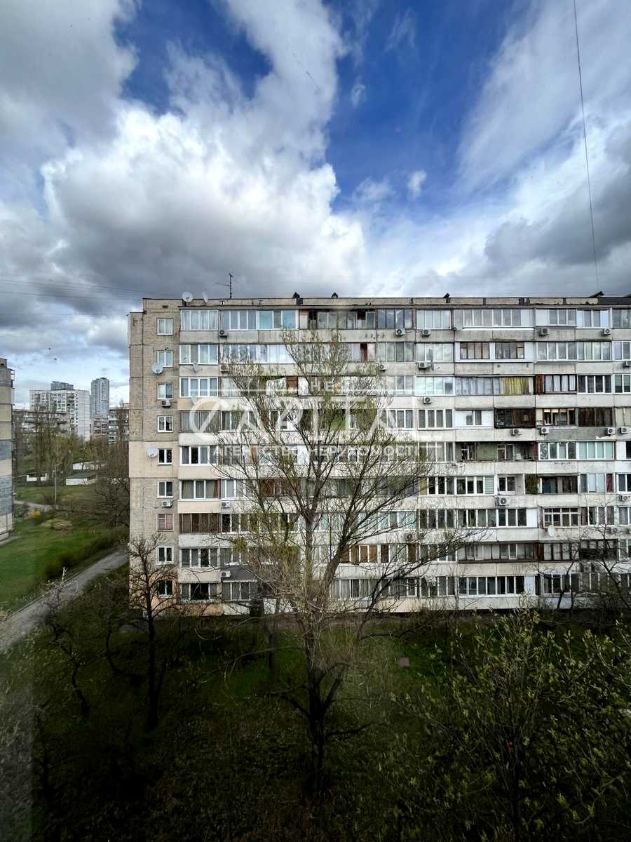 1863332421499708
