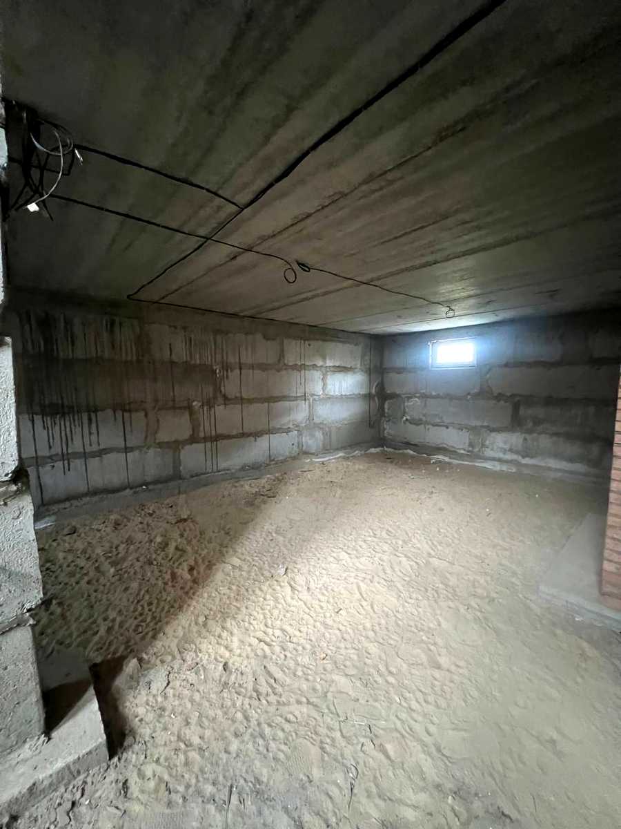 1863336751424605
