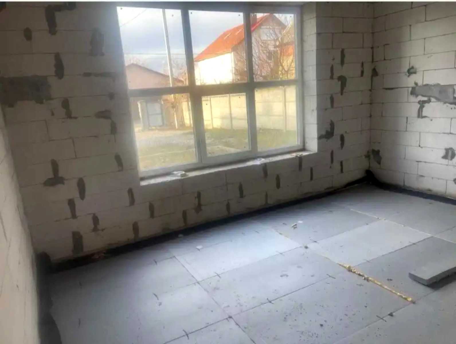 1863337642858102