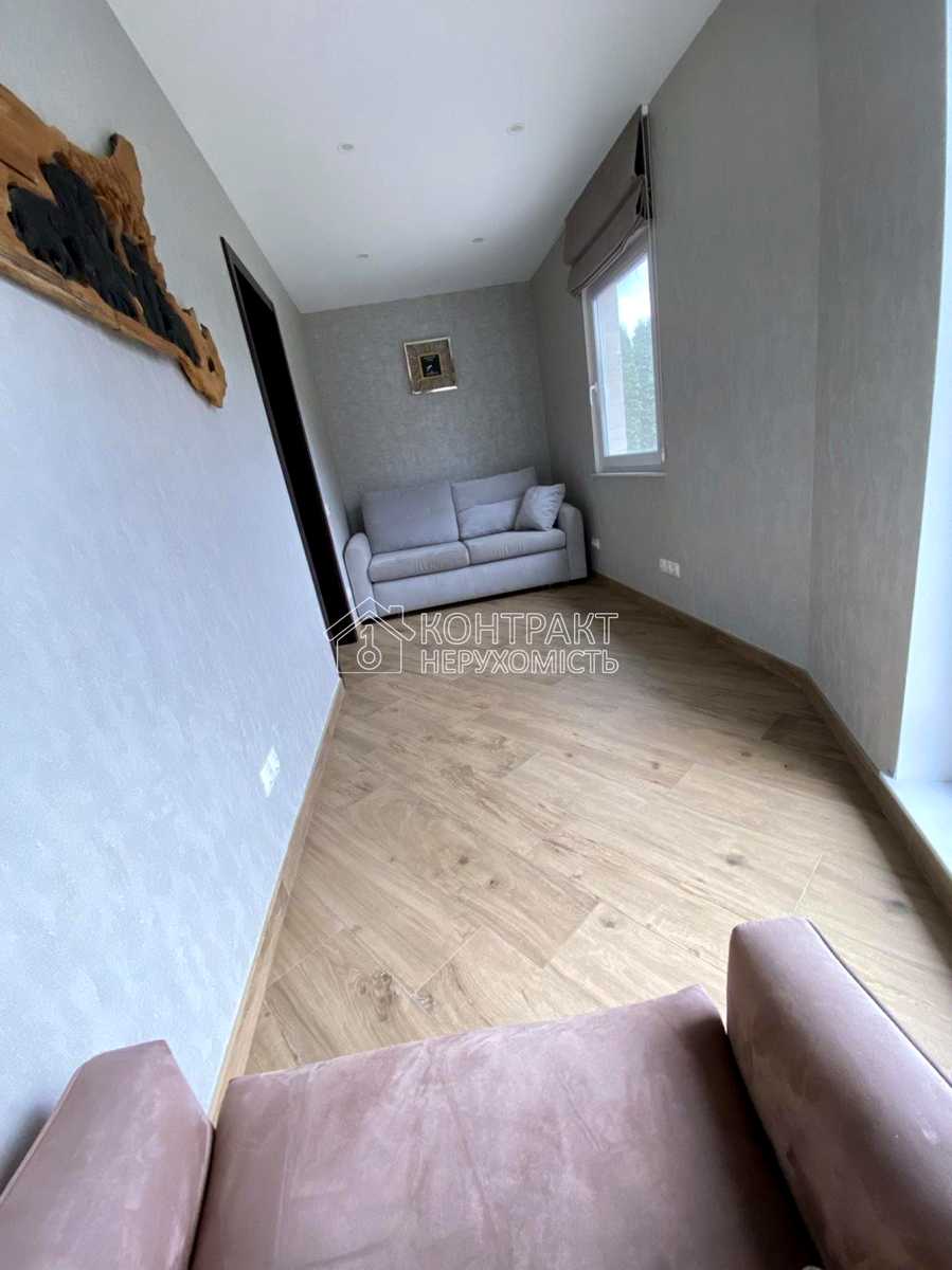 1863340726443103