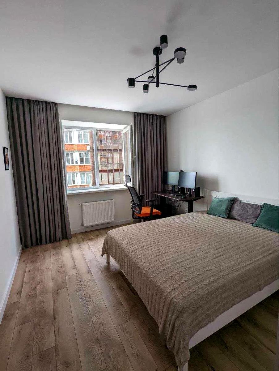 1863351986249681