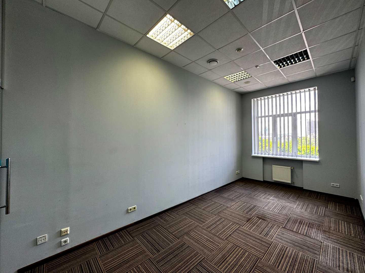 1863352855616437