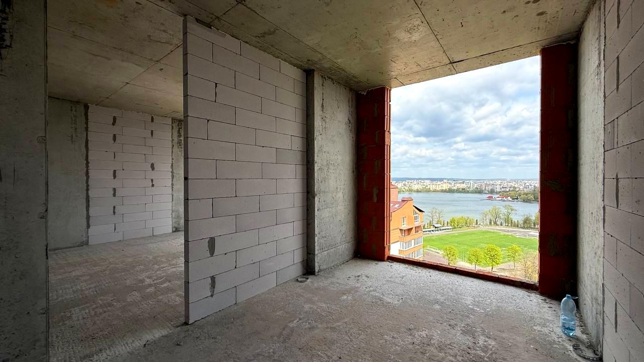 1863359102981450