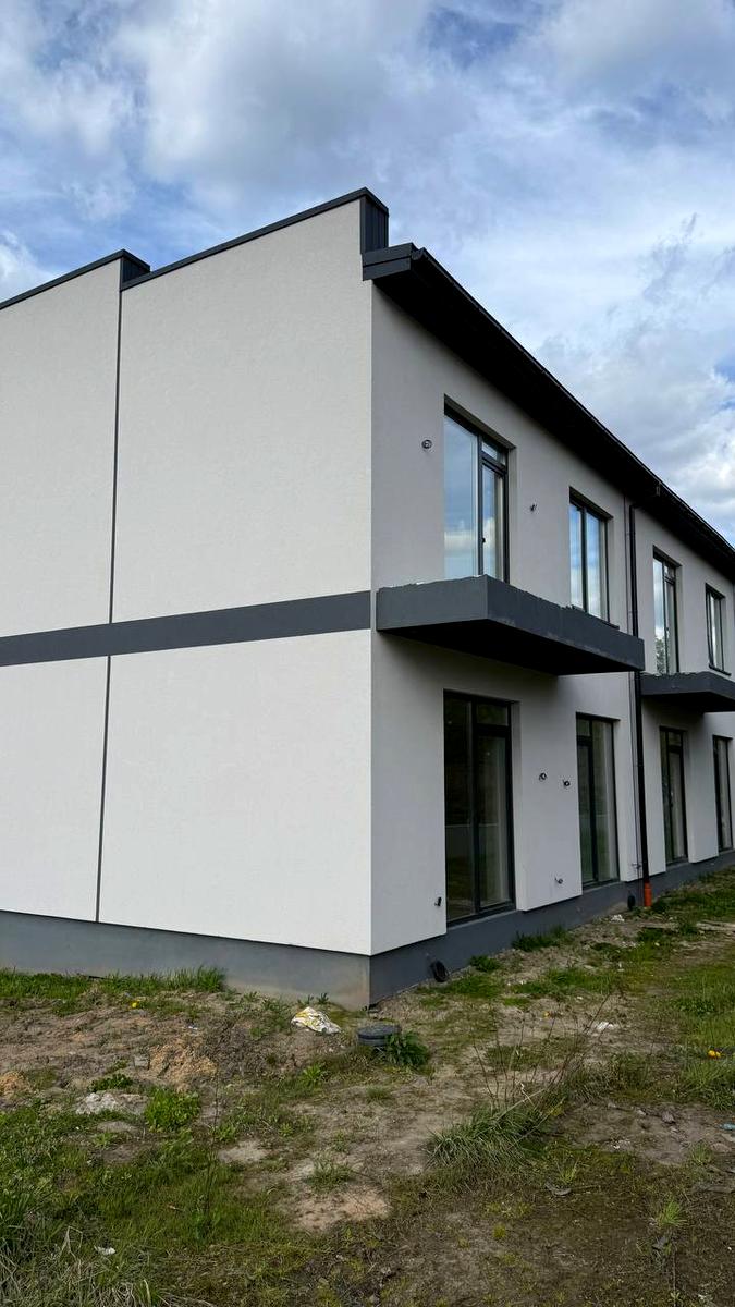 1863359130898937