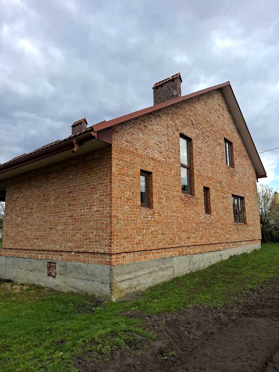 1863385717672571