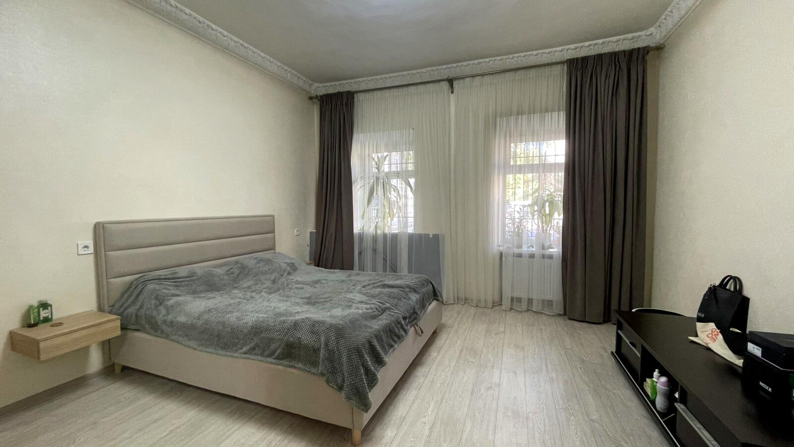 1863427340967978