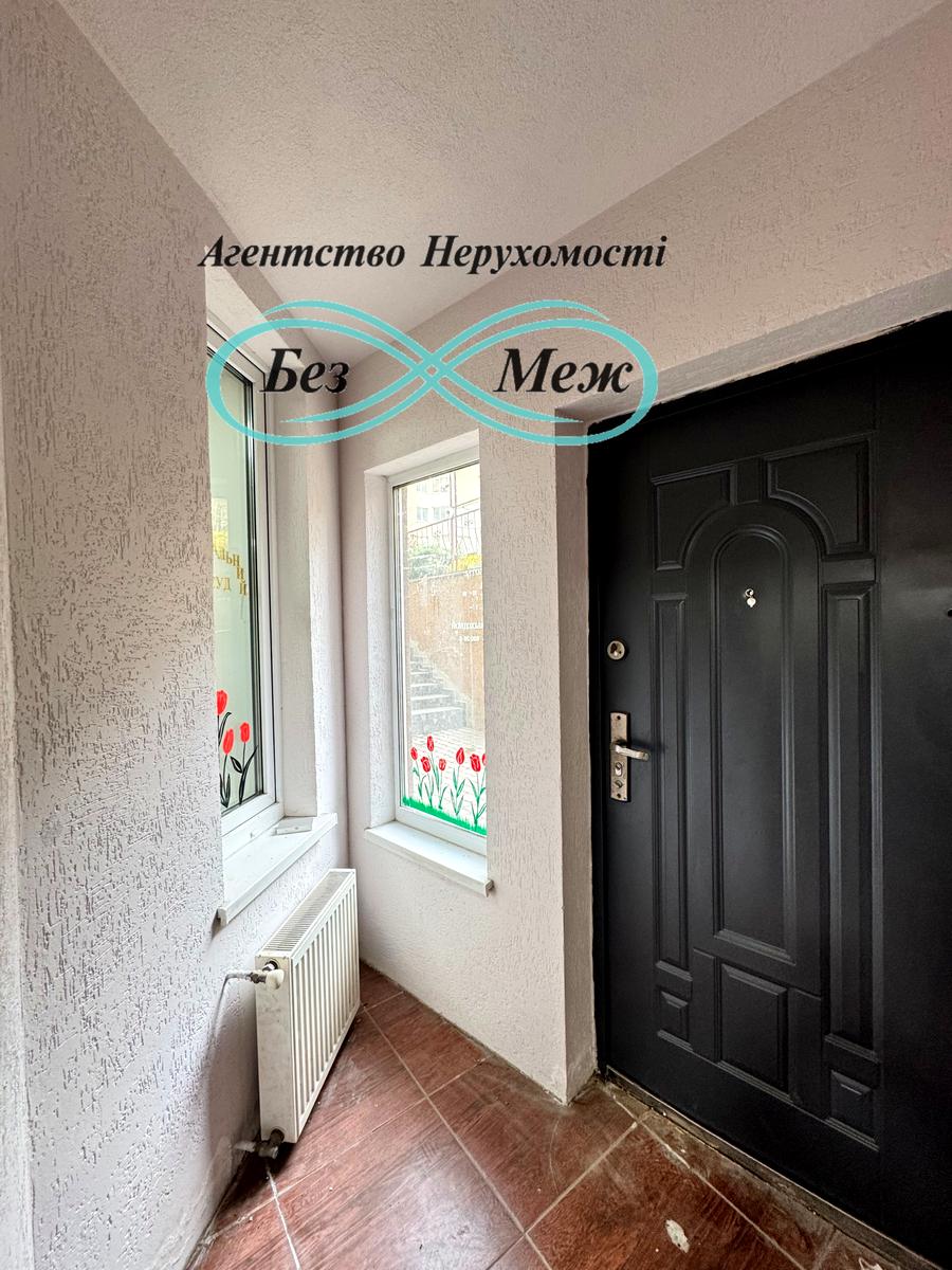 1863436987905541