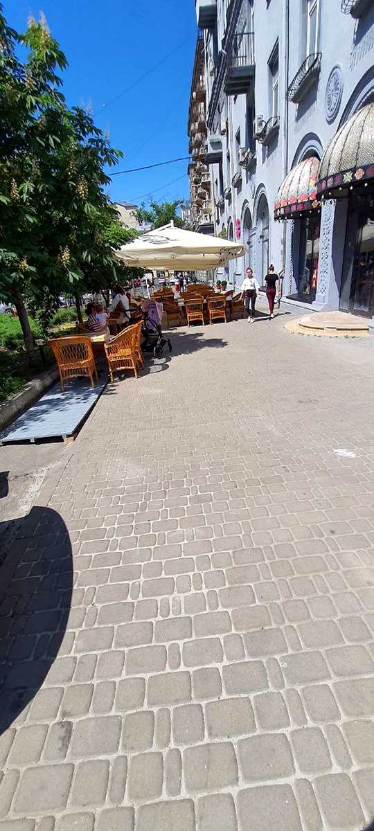 1863533368604881