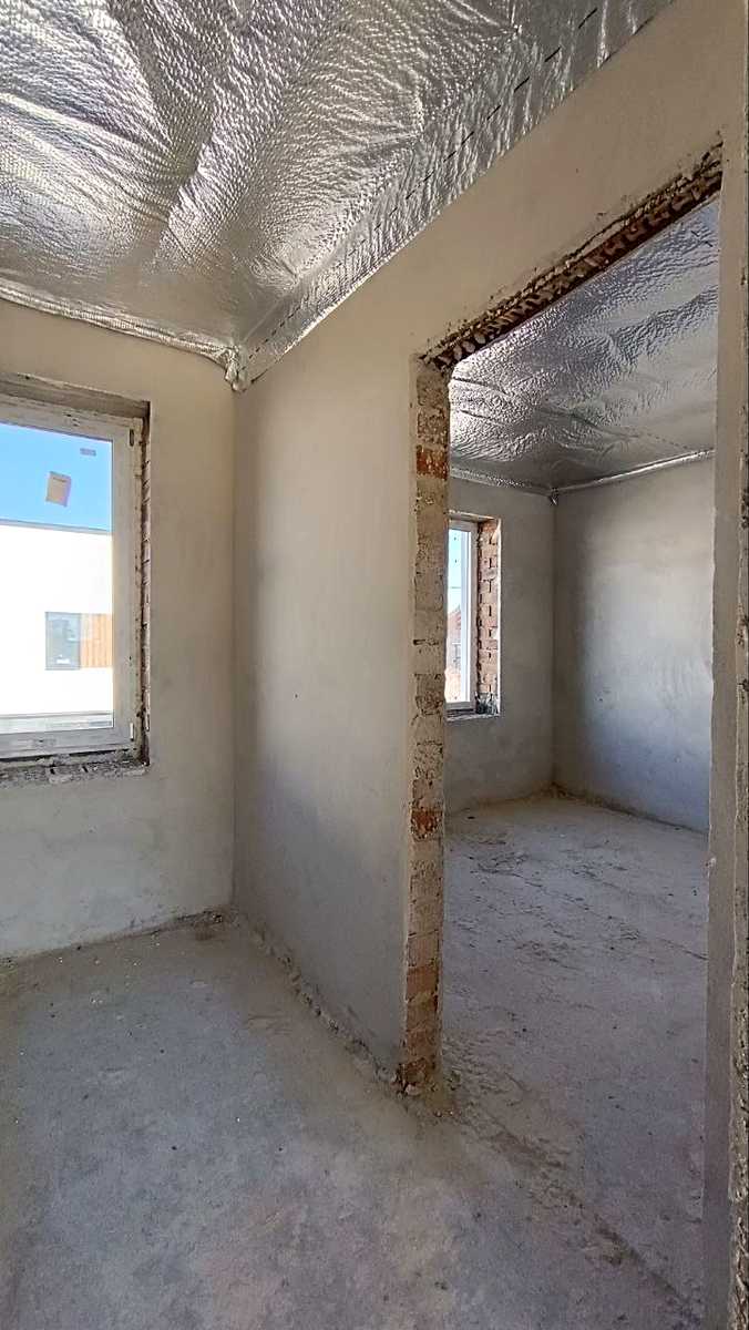 1863544021784938