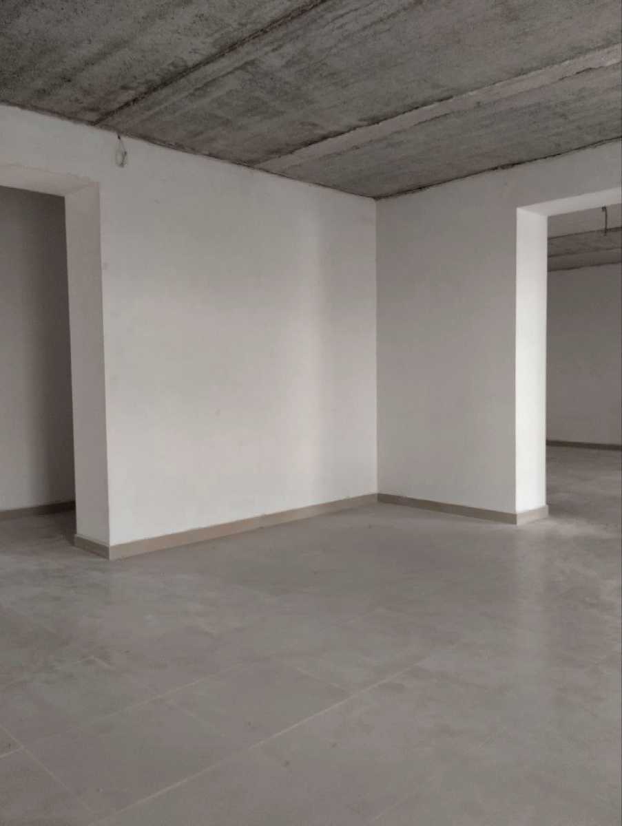 1863546085676322