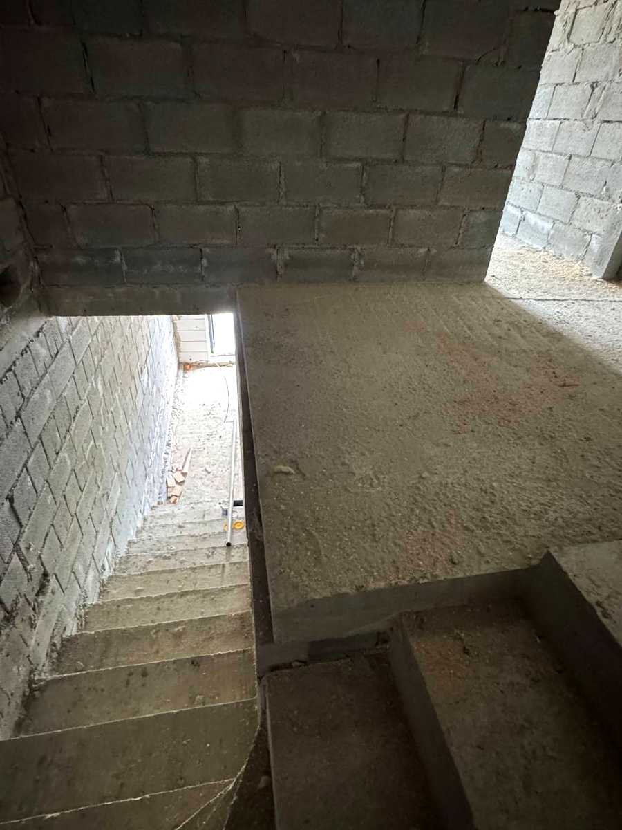 1863556938544837