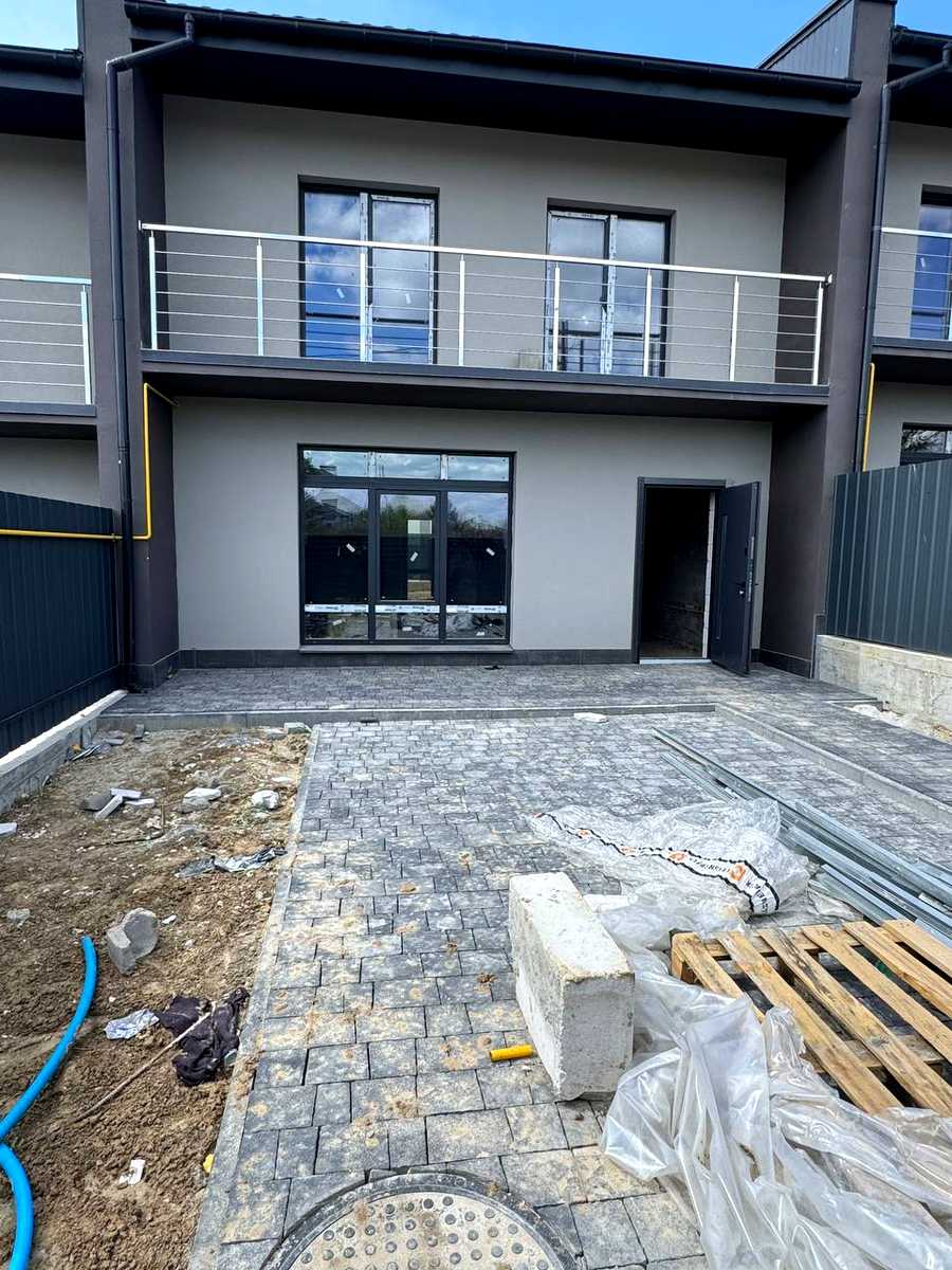 1863556941643713