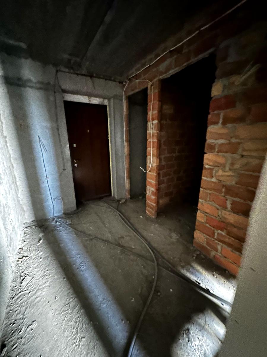 1863558278730318