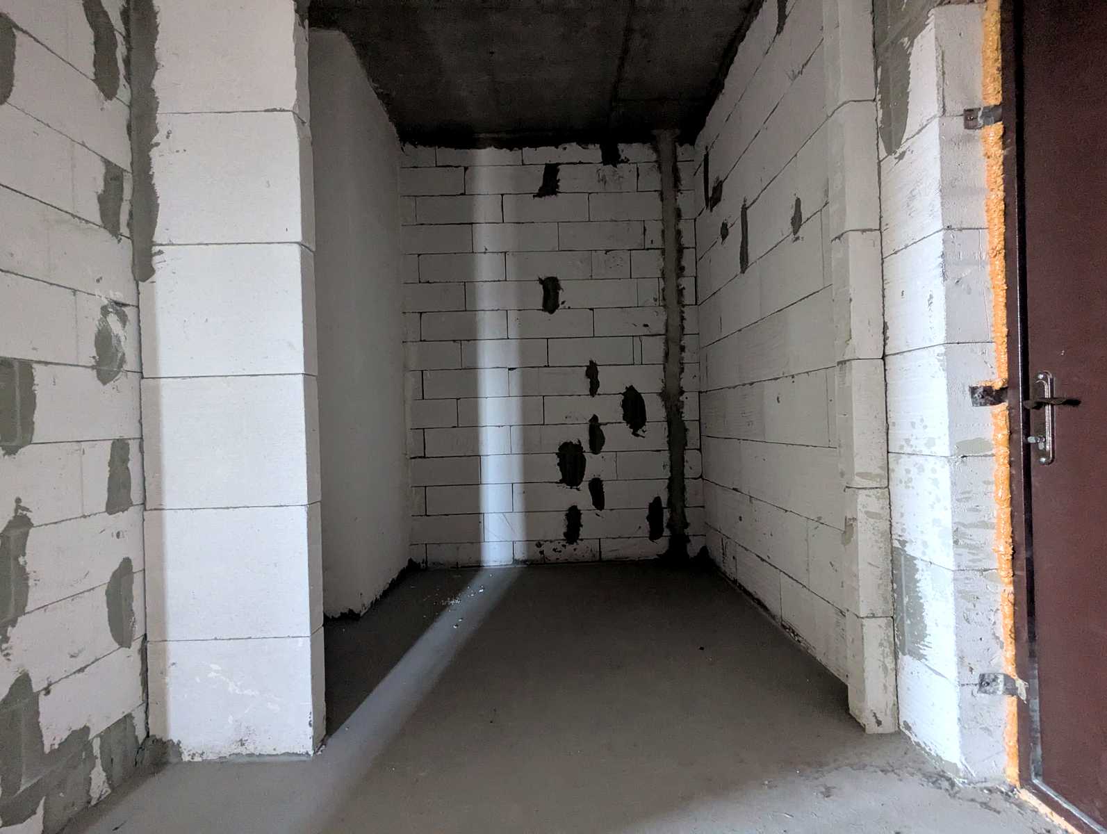 1863560871329652