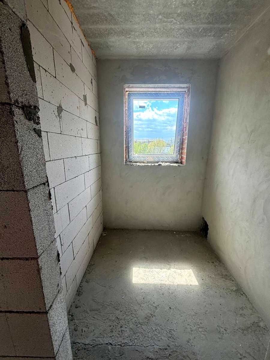 1863623998960004