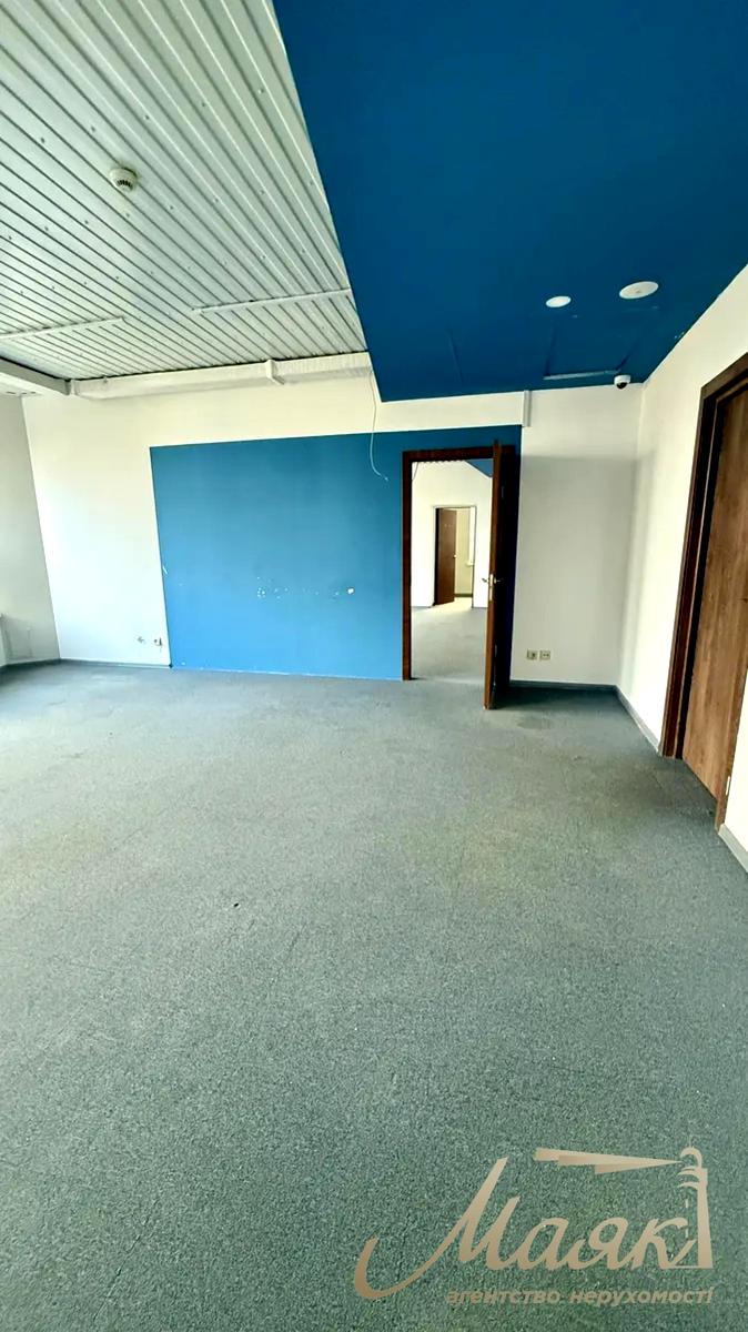1863624110543624