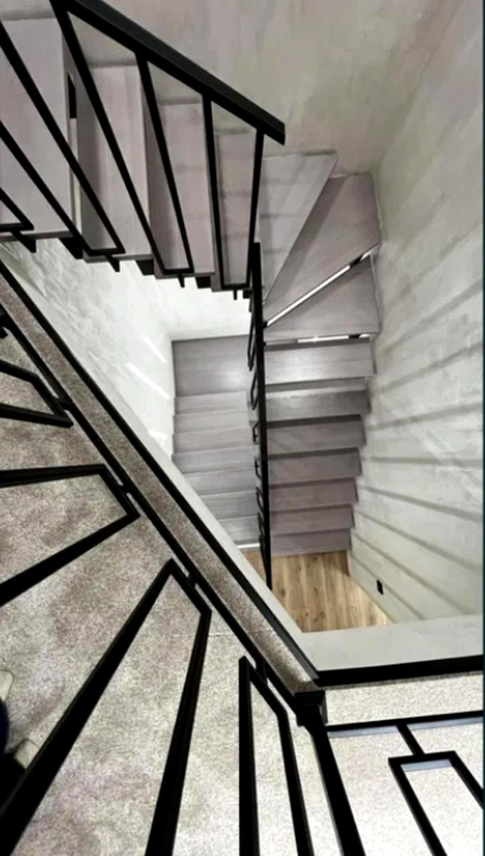 1863624695045522
