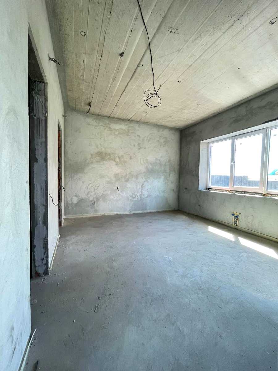 1863628663441375