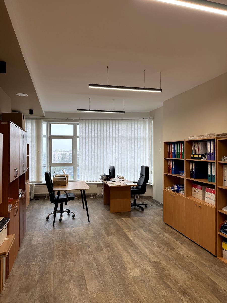 1863633851956504